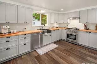 10206 SW Quartermaster Dr, Vashon, WA 98070 - Photo 5