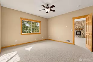 202 Cascadian Way, Winthrop, WA 98862 - Photo 9