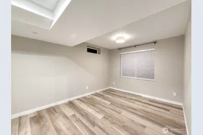 11006 83 Avenue NE #B, Kirkland, WA 98034 - Photo 11