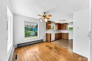 15852 7th Ave SW, Seattle, WA 98166 - Photo 9