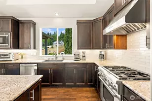 10929 204th Ave SE, Snohomish, WA 98290 - Photo 9