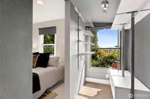 917 NE 72nd St, Seattle, WA 98115 - Photo 11