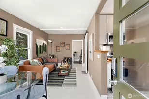 917 NE 72nd St, Seattle, WA 98115 - Photo 3