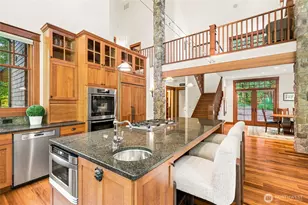 6887 Lakewood Pk Ln, Anacortes, WA 98221 - Photo 5