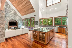 6887 Lakewood Pk Ln, Anacortes, WA 98221 - Photo 3