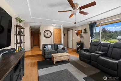 1808 Wellington Drive, Oak Harbor, WA 98277 - Photo 5
