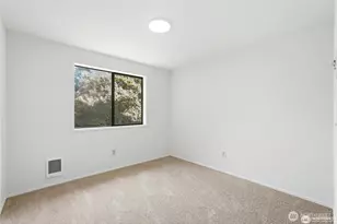 3519 NE 95th St, Seattle, WA 98115 - Photo 11