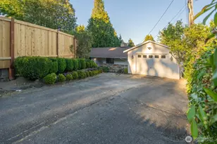 19526 53rd Ave NE, Lake Forest Park, WA 98155 - Photo 1