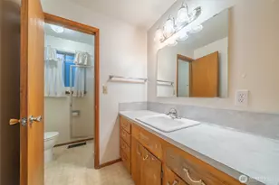 19526 53rd Ave NE, Lake Forest Park, WA 98155 - Photo 31