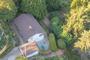 19526 53rd Ave NE, Lake Forest Park, WA 98155 - Photo 3