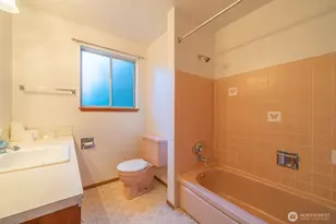 19526 53rd Ave NE, Lake Forest Park, WA 98155 - Photo 27