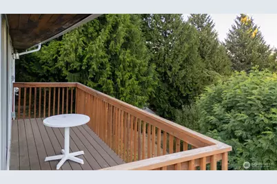 19526 53rd Avenue NE, Lake Forest Park, WA 98155 - Photo 15