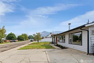 1312 Poe St, Wenatchee, WA 98801 - Photo 5