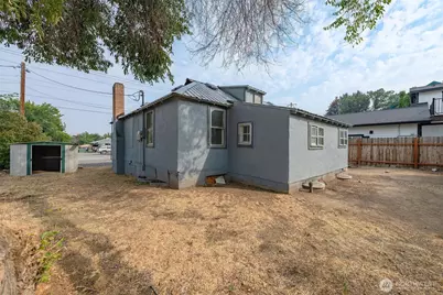 504 Ramona Avenue, Wenatchee, WA 98801 - Photo 9