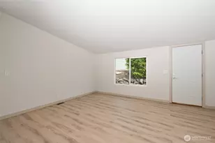 2418 S 371st St, Federal Way, WA 98003 - Photo 11