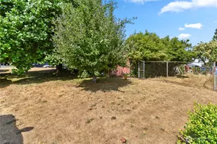 10504 12th Ave NW, Seattle, WA 98177 - Photo 9