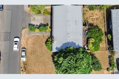 10504 12th Avenue NW, Seattle, WA 98177 - Photo 7