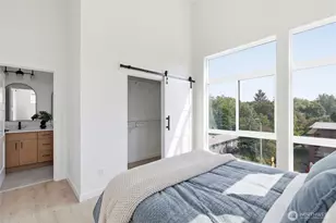 5718 NE 65th St, Seattle, WA 98115 - Photo 15