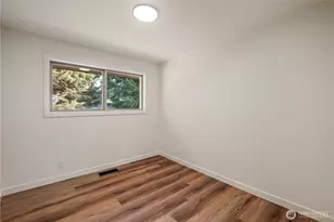 16317 127th Pl SE, Renton, WA 98058 - Photo 19