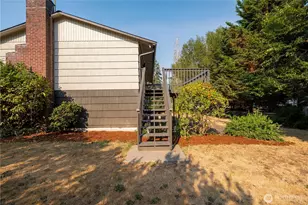 16317 127th Pl SE, Renton, WA 98058 - Photo 35