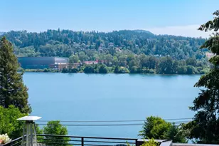 7429 E Mercer Way, Mercer Island, WA 98040 - Photo 3