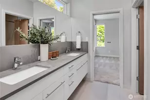 7429 E Mercer Way, Mercer Island, WA 98040 - Photo 31