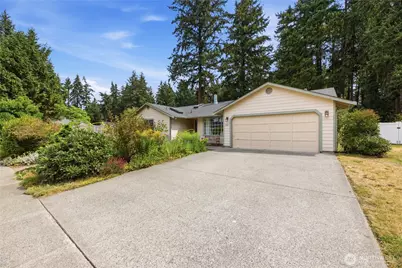 8324 Lake Forest Drive SE, Olympia, WA 98503 - Photo 3