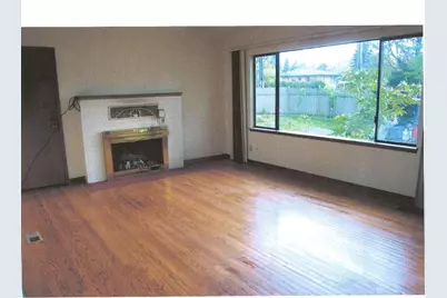 16006 Greenwood Avenue N, Shoreline, WA 98133 - Photo 29