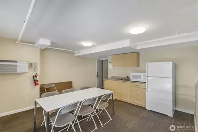 425 Vine Street #706, Seattle, WA 98121 - Photo 21