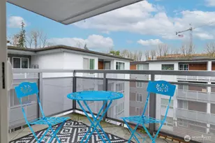 10501 8th Ave NE, Seattle, WA 98125 - Photo 3