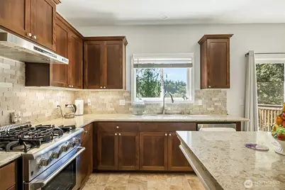 8479 E Caraway Road, Port Orchard, WA 98366 - Photo 7