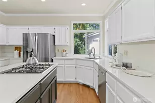 10118 184th Ave NE, Redmond, WA 98052 - Photo 11