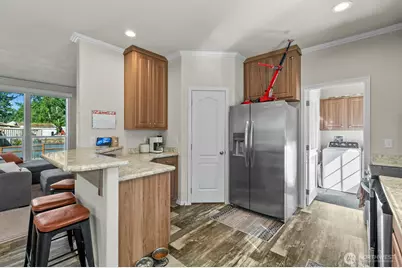 12813 Ridge Cir E, Bonney Lake, WA 98391 - Photo 11