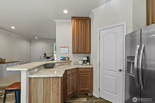 12813 Ridge Cir E, Bonney Lake, WA 98391 - Photo 13