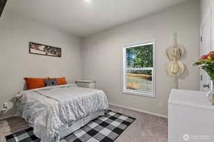12813 Ridge Cir E, Bonney Lake, WA 98391 - Photo 23