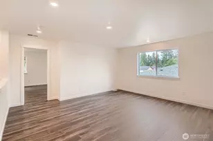 18458 138 Ave Ct E, Puyallup, WA 98374 - Photo 7