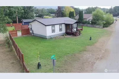 105 14th Ave, Oroville, WA 98844 - Photo 11