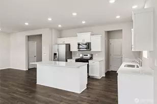 28102 75th Dr NW, Stanwood, WA 98292 - Photo 5