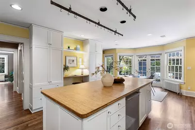 3115 Cascadia Avenue S, Seattle, WA 98144 - Photo 11