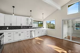 517 E 68th St, Tacoma, WA 98404 - Photo 7