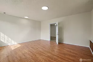 517 E 68th St, Tacoma, WA 98404 - Photo 27