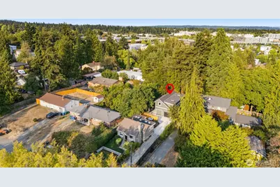 10530 Ashworth Avenue N #B, Seattle, WA 98133 - Photo 31