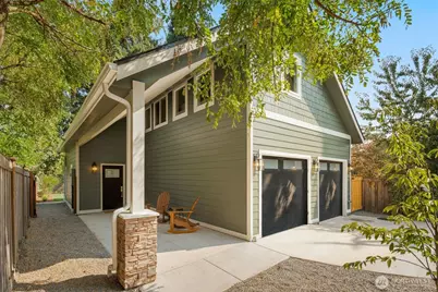 10530 Ashworth Avenue N #B, Seattle, WA 98133 - Photo 35