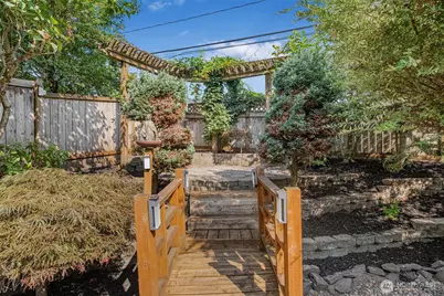 1825 Redmond Place NE, Renton, WA 98056 - Photo 33