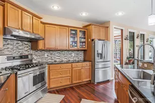 1825 Redmond Pl NE, Renton, WA 98056 - Photo 11