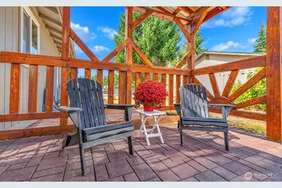 303 Olympia Street E, Rainier, WA 98576 - Photo 23
