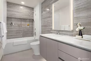 2510 6th Ave, Seattle, WA 98121 - Photo 5