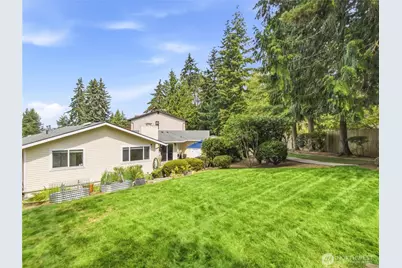 2012 Lincoln Circle Circle SE, Renton, WA 98055 - Photo 33