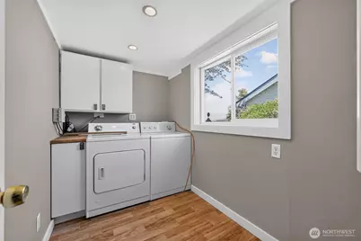 7768 14th Avenue SW, Seattle, WA 98106 - Photo 23