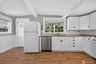 7768 14th Ave SW, Seattle, WA 98106 - Photo 15